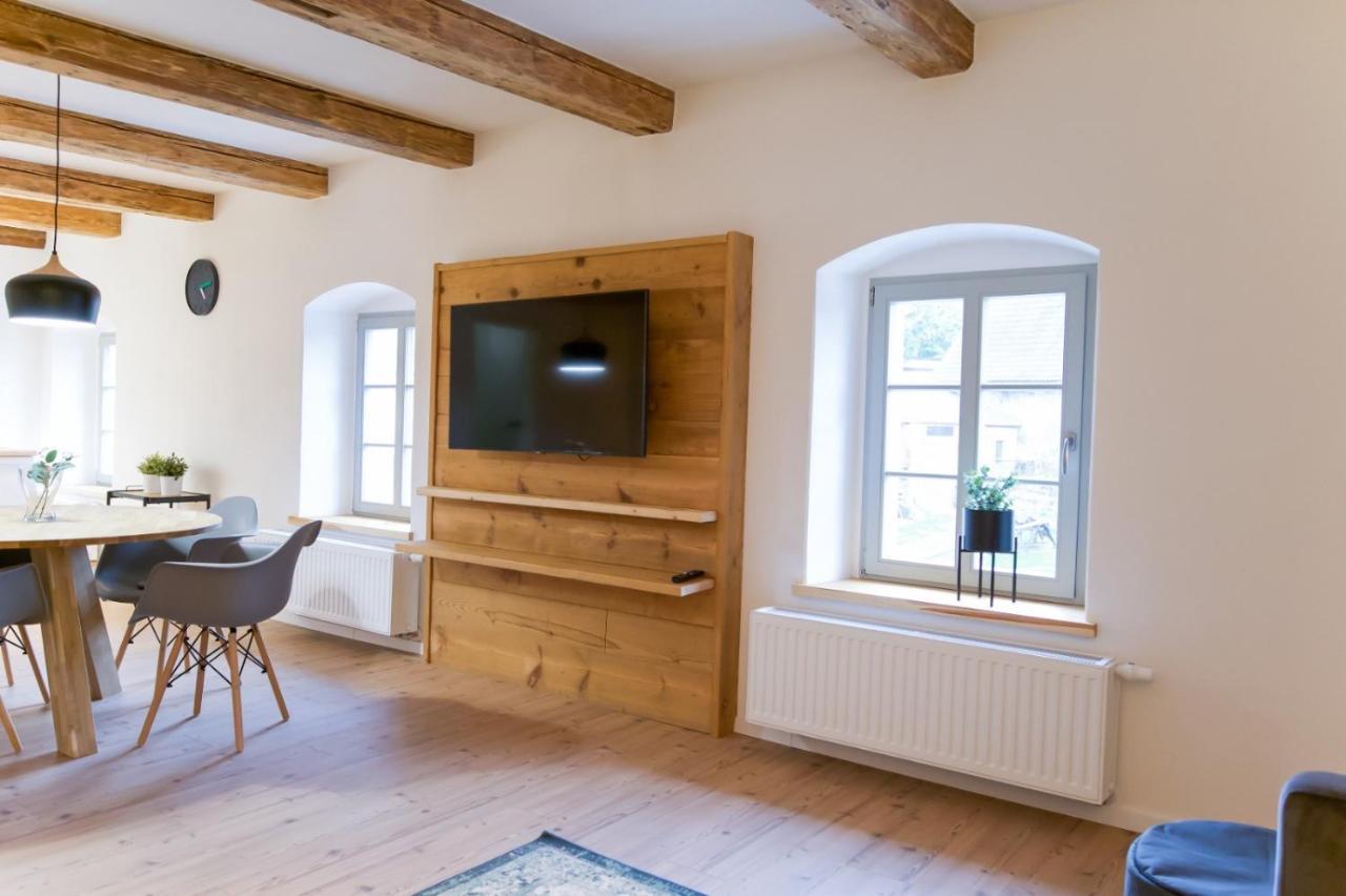 Farmhouse Eckartsberg Im Zittauer Gebirge - Ferienwohnung Mit 2 Schlafzimmern, Terrasse Und Wallbox Mittelherwigsdorf ภายนอก รูปภาพ